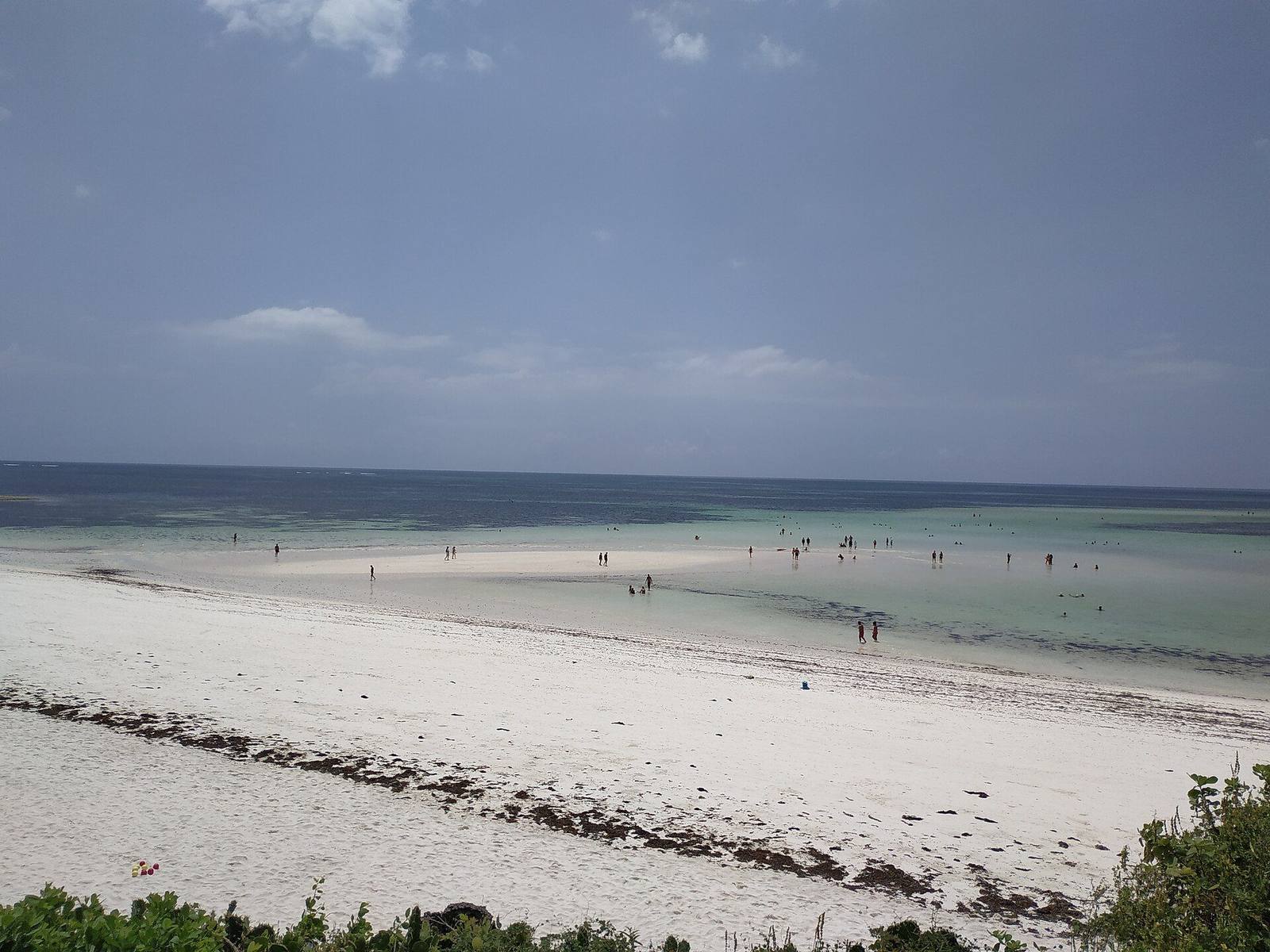 White sand and clear shallow water on the Watamu coast