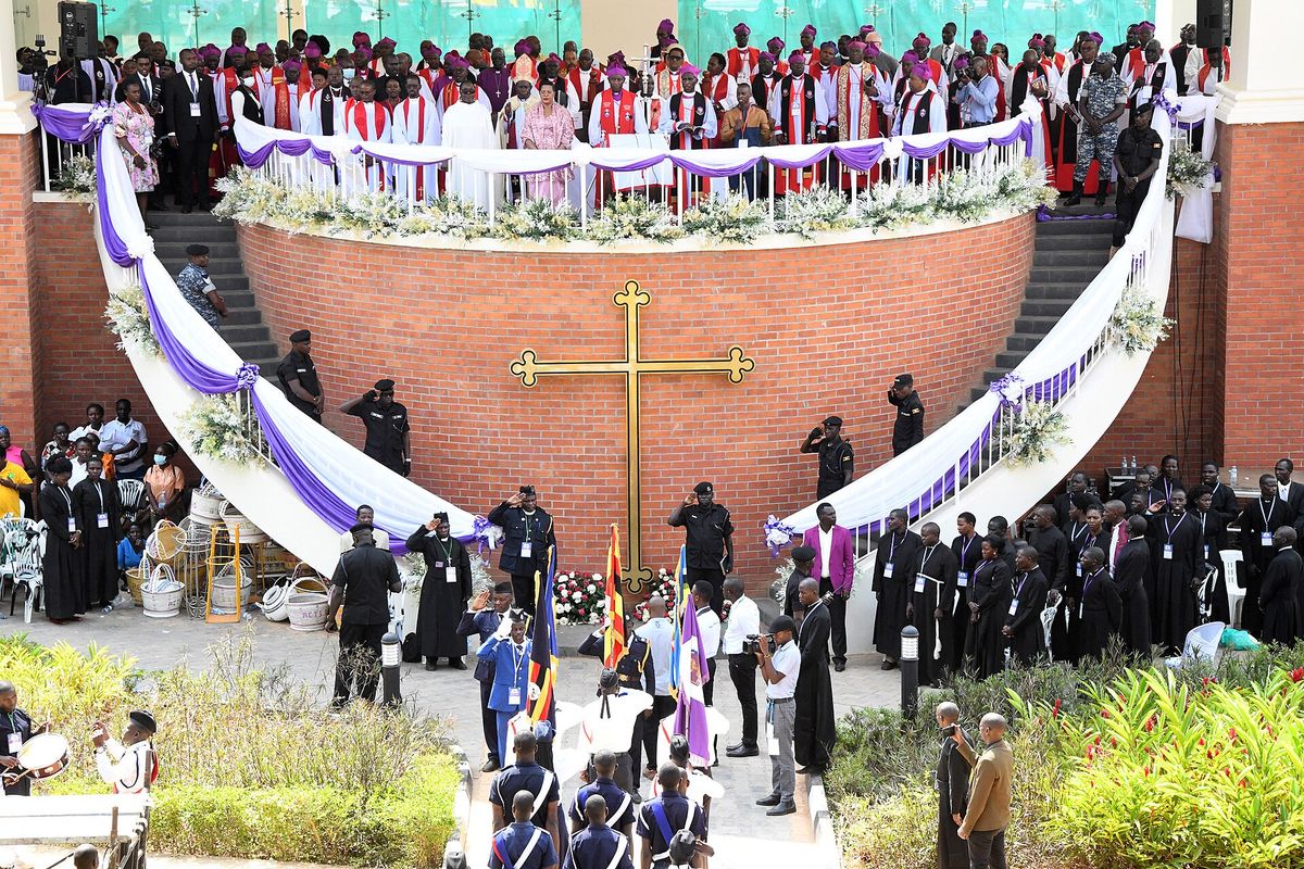 Clergy and pilgrims at the Anglican shrine on Martyrs' Day